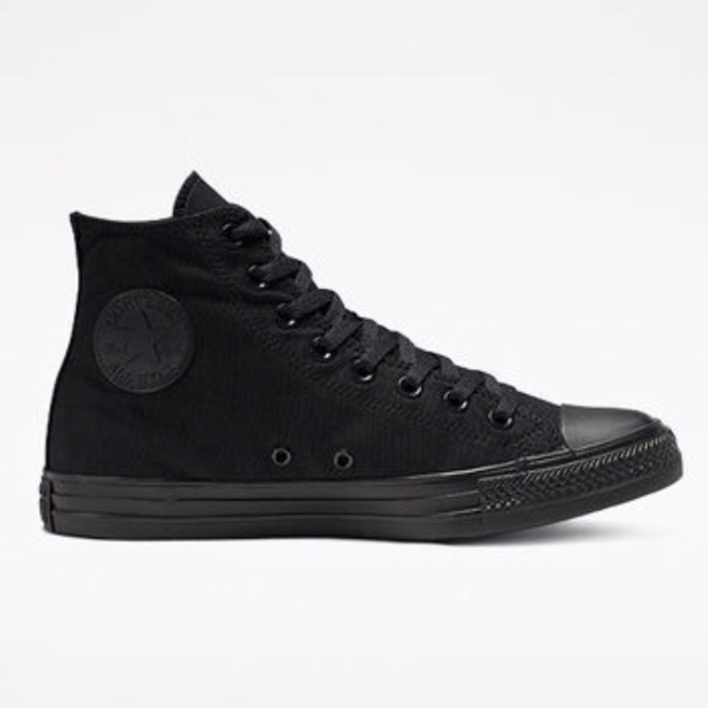 Chuck Taylor All Star
UNISEX HIGH TOP SHOE